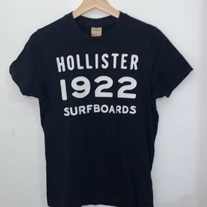 Hollister 1922 Surfboards Tee